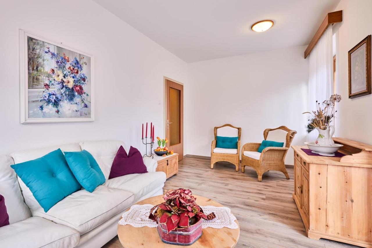 Apartmenthaus Haringer Novacella Ngoại thất bức ảnh